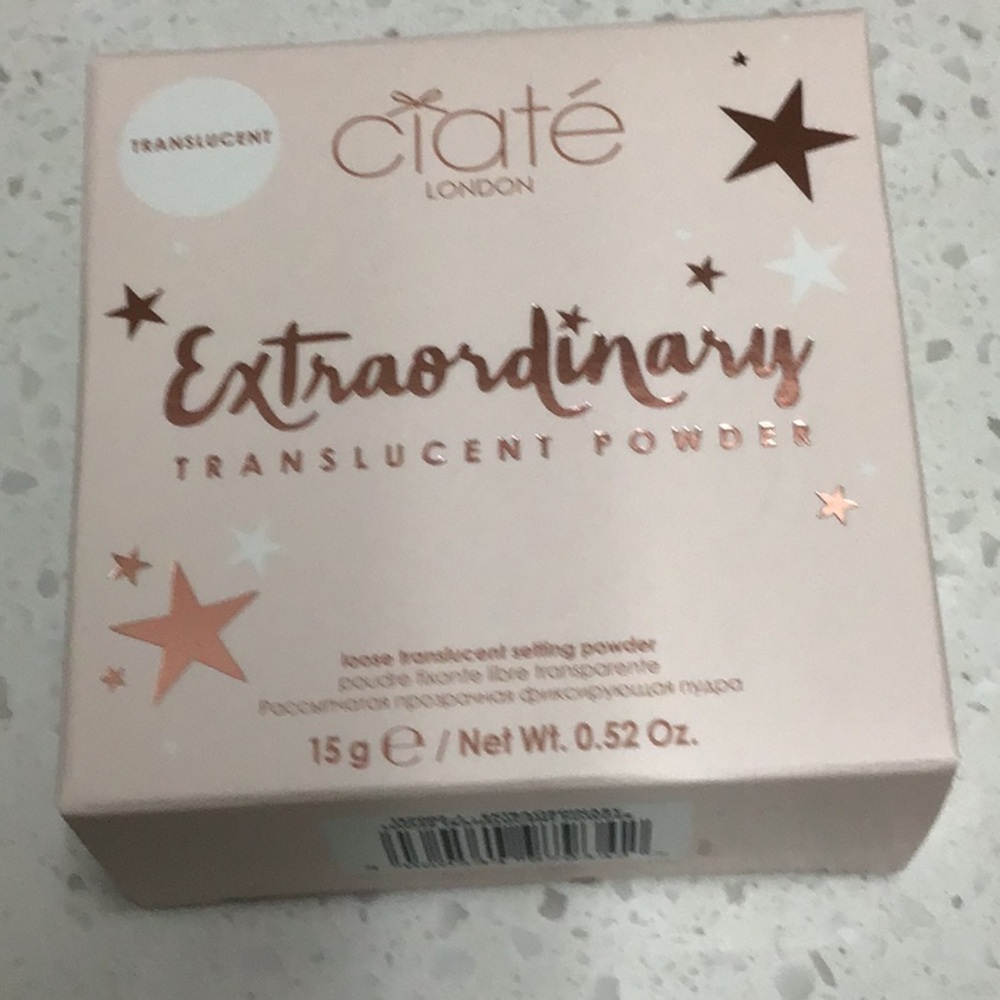 5/$25 Ciaté London Extraordinary Setting Powder in Translucent - Picture 2 of 4